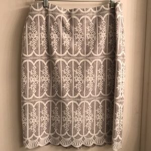 Chandelier pattern skirt